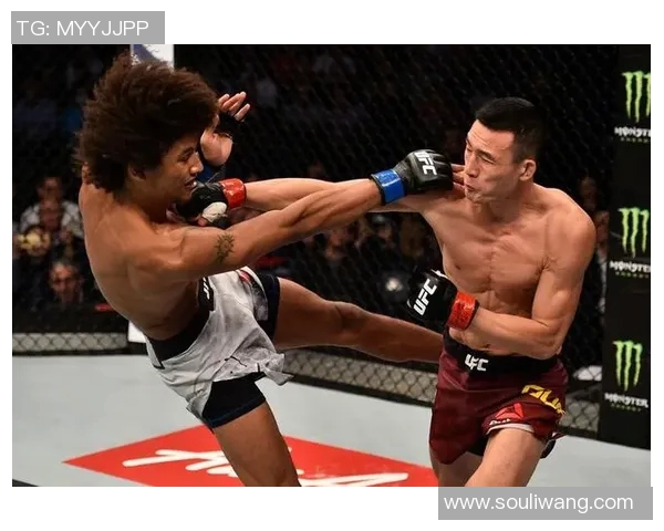 王冠与卡萨雷斯的巅峰对决谁能赢得荣耀与胜利