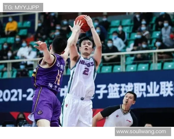 山东高速男篮迎战北控队争夺季后赛名额的关键之战