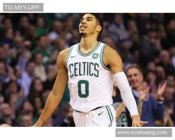 斯库特亨德森的崛起之路:从青涩新星到NBA未来巨星的蜕变